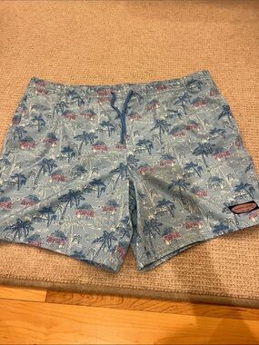 Vineyard Vines Blue Palm & Hut Print Swim Trunks
Size: LG